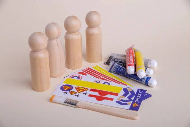 Caja crear superheroes en madera maciza palo blanco  para jugar y pintar - Pegland
