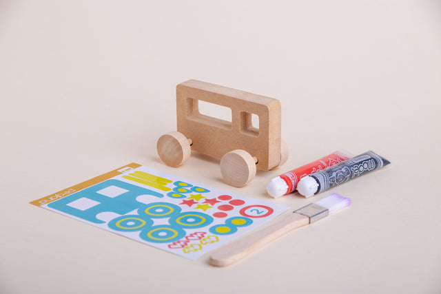 Kit crear autos en madera MDF para jugar y pintar - Pegland
